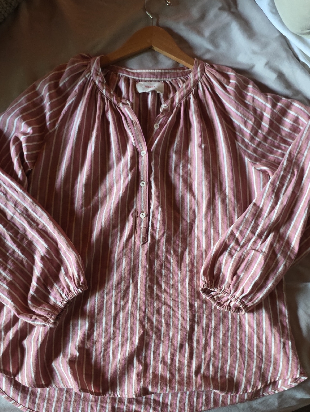 Xirena Aerin Top Striped Blouse Sz M Button Up Pink White Boho Classic Relaxed - Picture 5 of 11